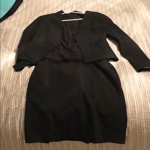 Brand new Theory Suit